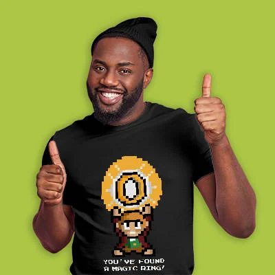 Chico fanático de el señor de los anillos