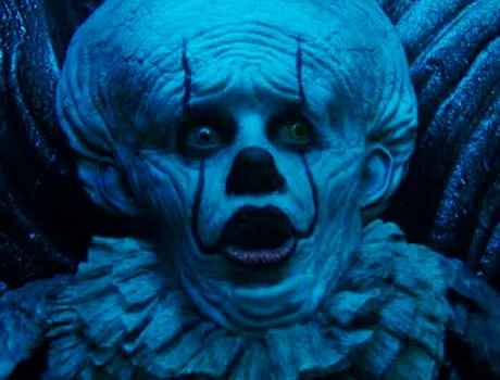 Pennywise diminuto y perdiendo poder debido a las burlas del Club de los Perdedores