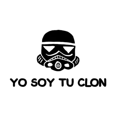 Yo soy tu clon. Niño. Fondo claro.
