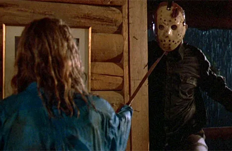 Jason enfrentándose a Trish en viernes 13 parte 4