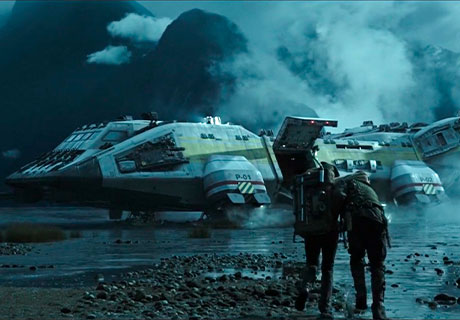 Fotografía de tripulantes intentando escapar en una nave en la segunda precuela de la película Alien.