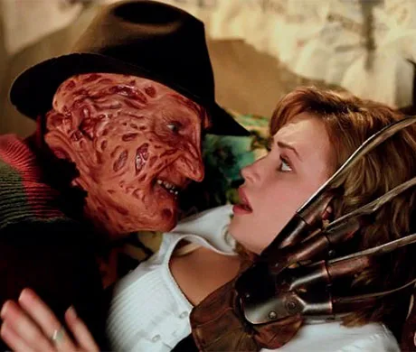 Freddy intimidando a Lori Campbell en Freddy vs Jason