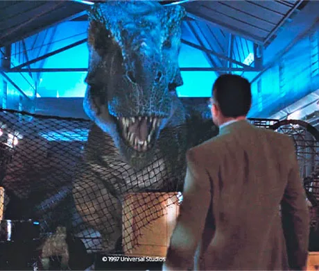 Un Tiranosaurio acorralando al antagonista de la película