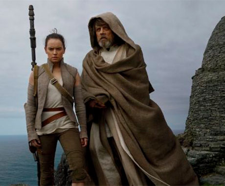 Rey y Luke Skywalker en El Último Jedi