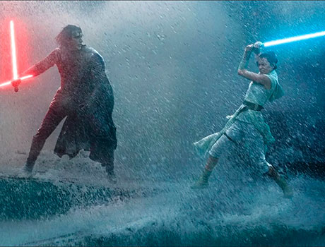 Kylo Ren enfrentandose a Rey