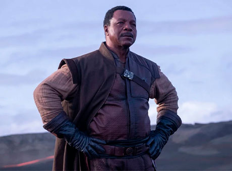 Imagen del personaje Greef Karga en la serie The Mandalorian.