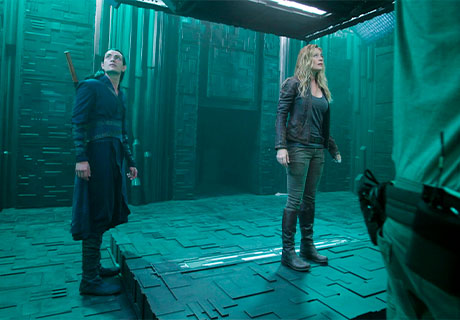 Elnor y Siete de Nueve en la serie Star Trek Picard