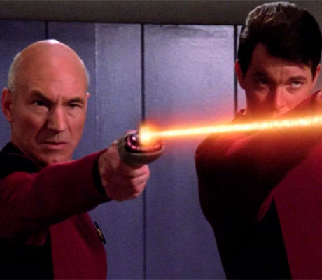 Capitán Picard disparando