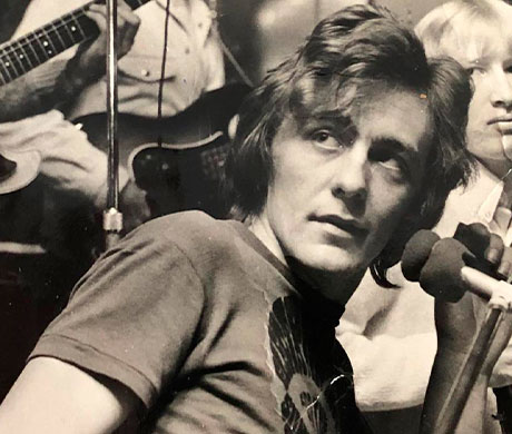 Fotografía de Dennis Laughlin segundo vocalista temporal de la banda ACDC.