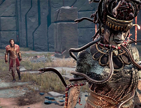 Imagen de Kassandra a espaldas de la criatura mítica Medusa en el juego Assassin's Creed: Odyssey.