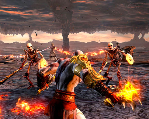 Imagen de Kratos luchando contra dos guerreros no muertos en el juego God of War III.