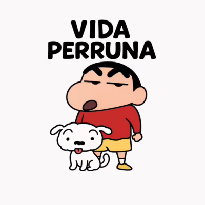 Niño asiático con nevado dando un paseo